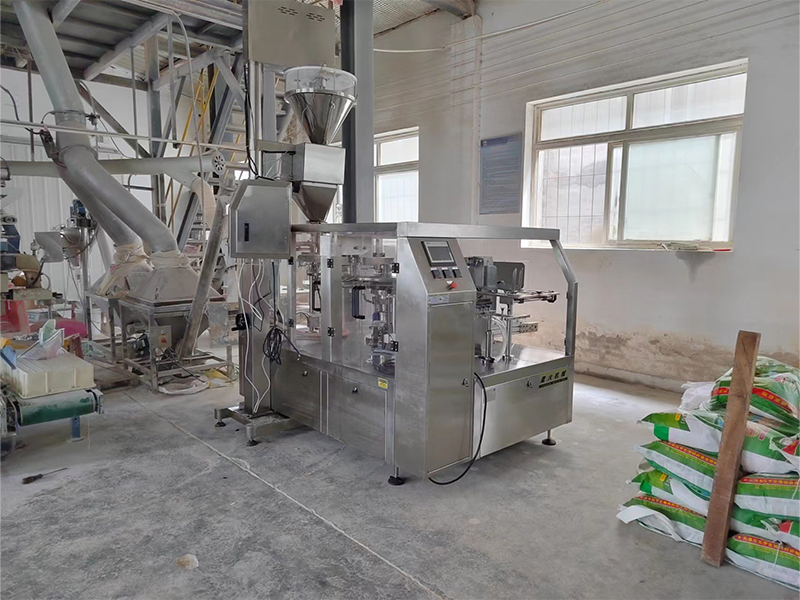 給（gěi）袋式粉劑包裝（zhuāng）機設備與麵粉公司合作共贏的實際案例